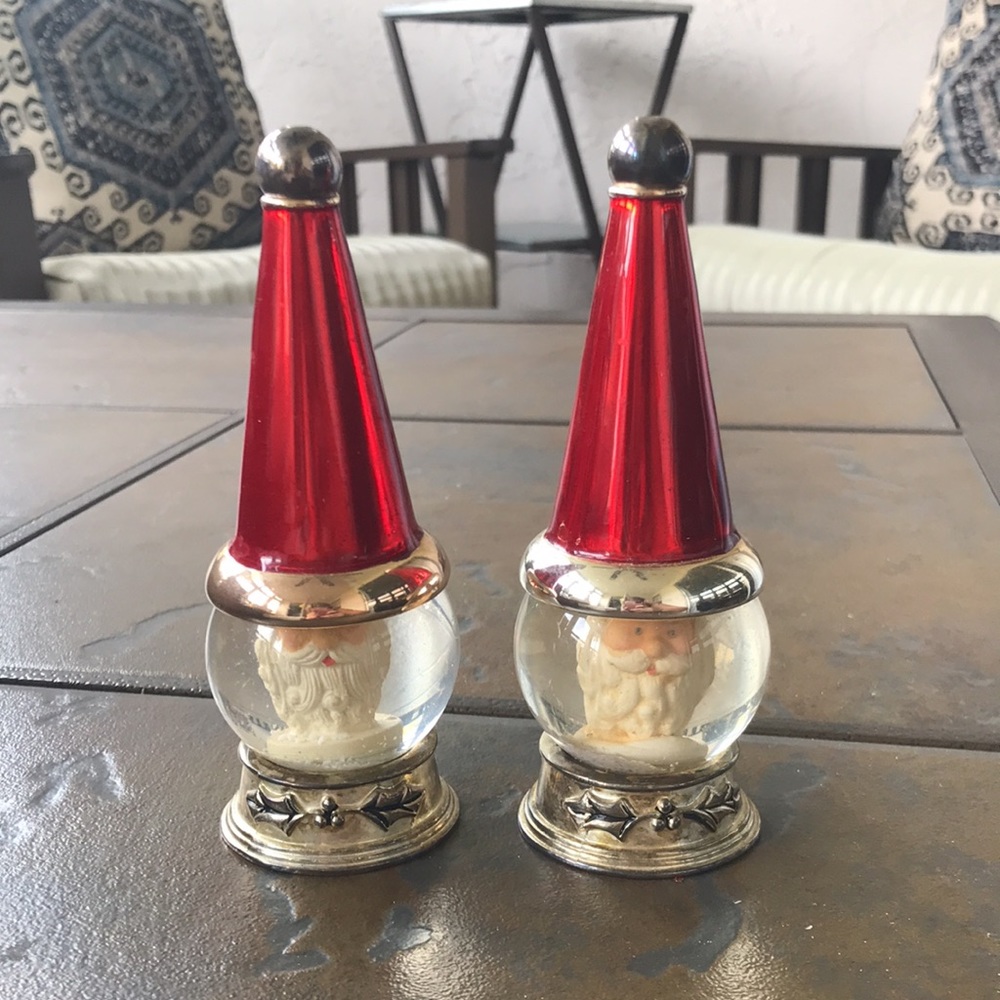 Neiman Marcus Silver Plated Santa Claus Salt & Pepper Shaker Set